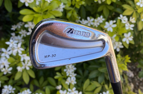 Mizuno right handed - right,